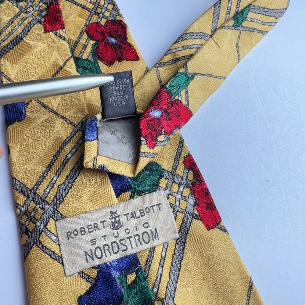 Robert Talbott‎ Studio Nordstrom Mens Silk Tie Yellow Floral Geometric Hand Sewn